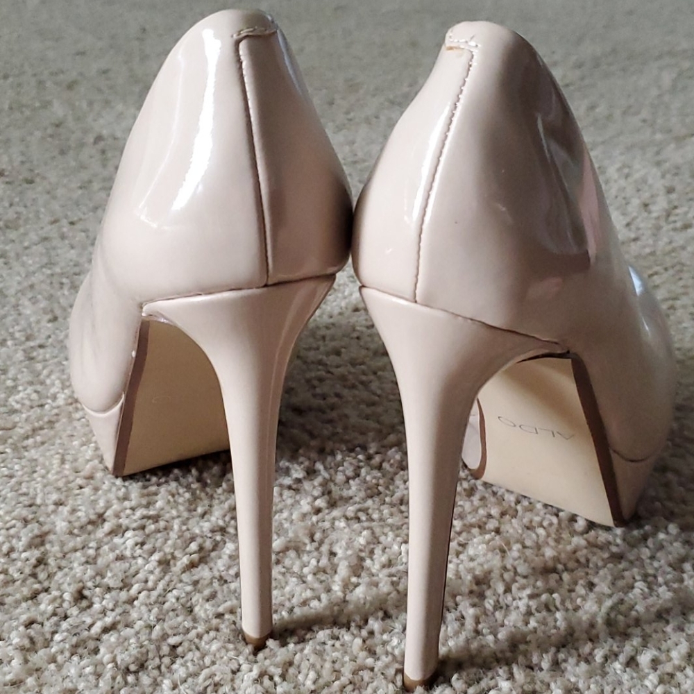 Aldo Nude Pumps - Picture 3 of 3